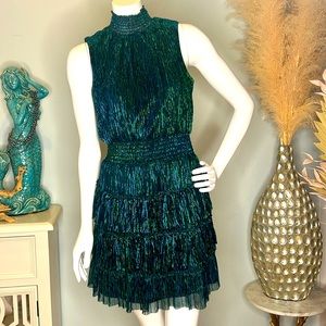 Green shimmer dress, NWOT 1. State Crinkle dress